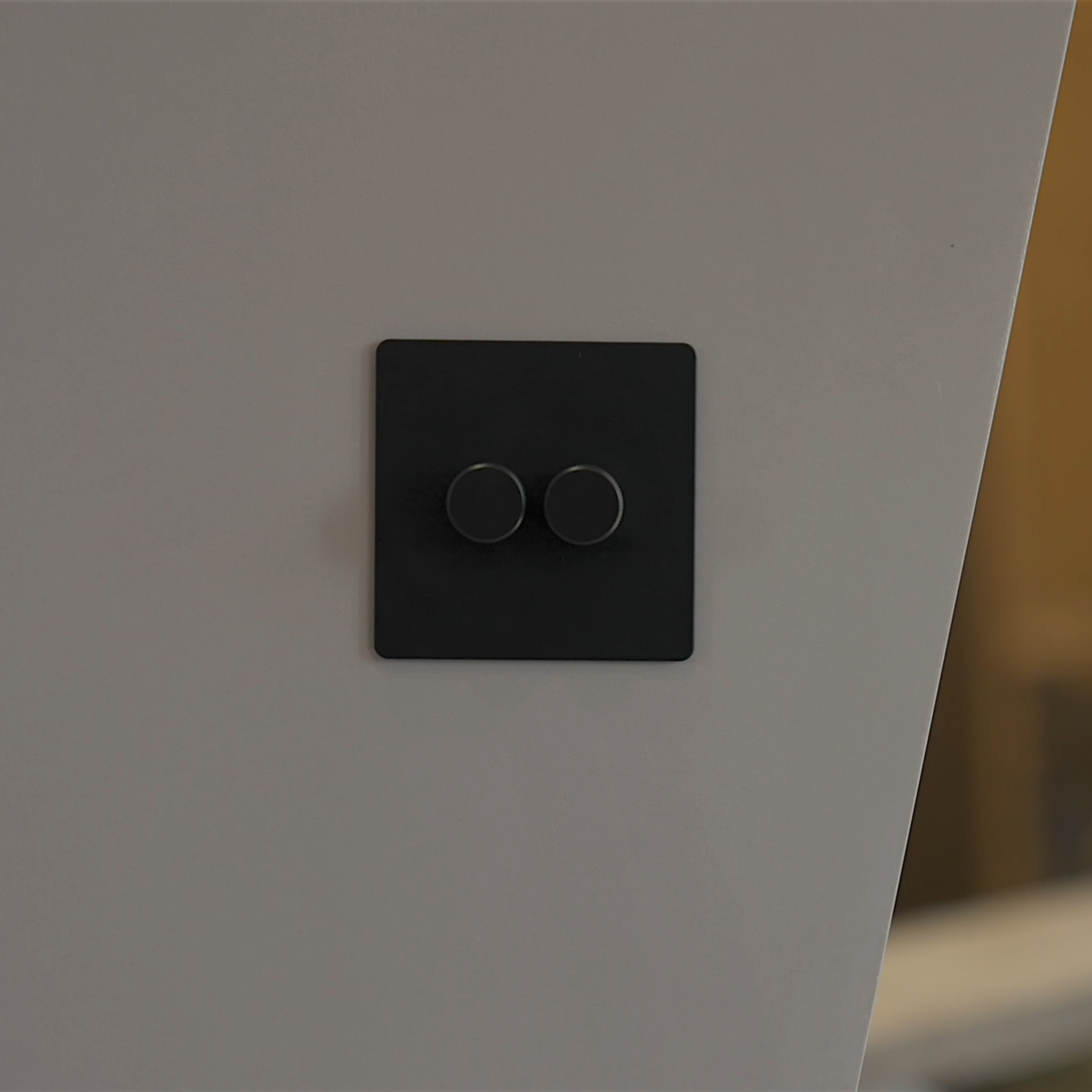 zigbee 2 gang black led dimmer switch