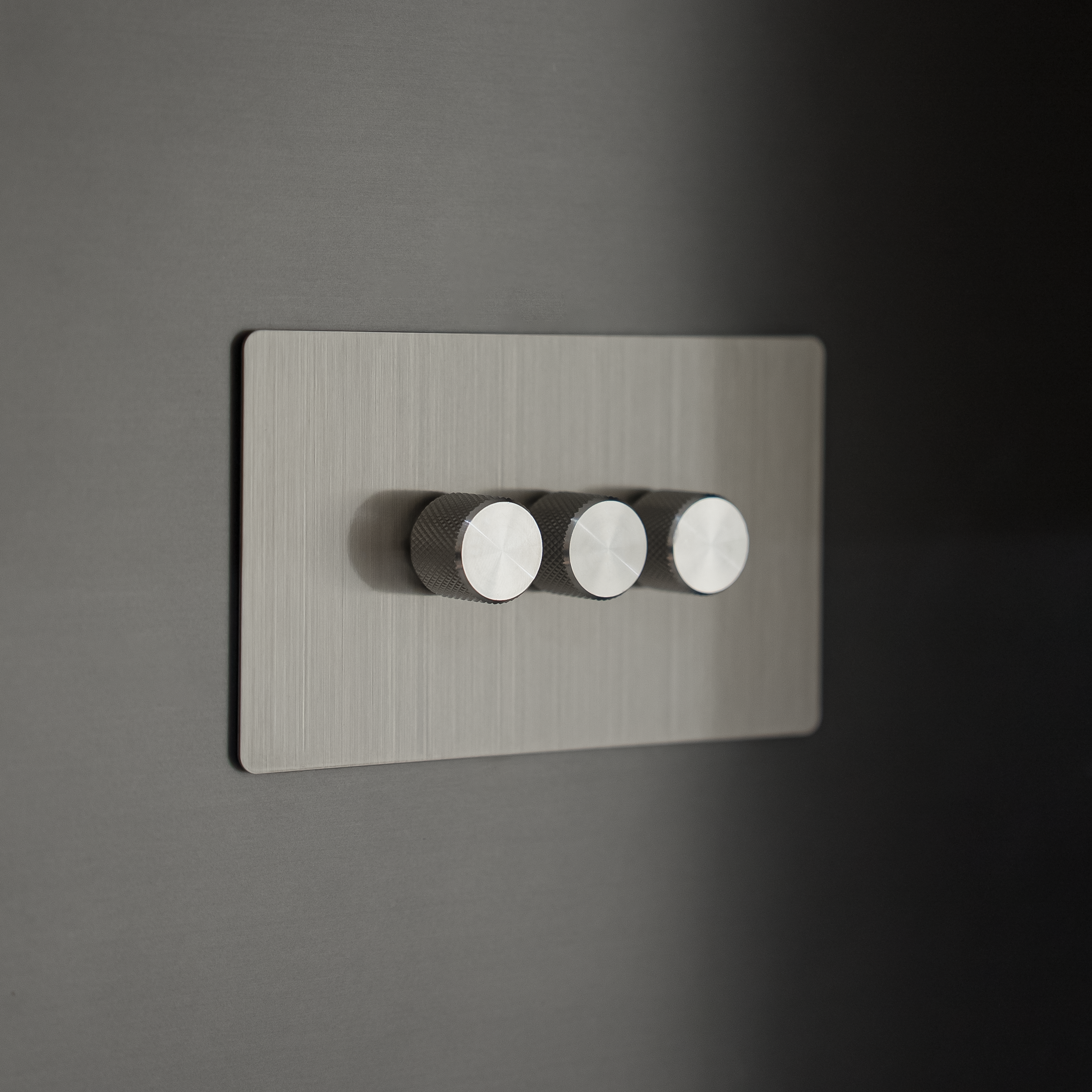 3 gang steel light switch 2 way