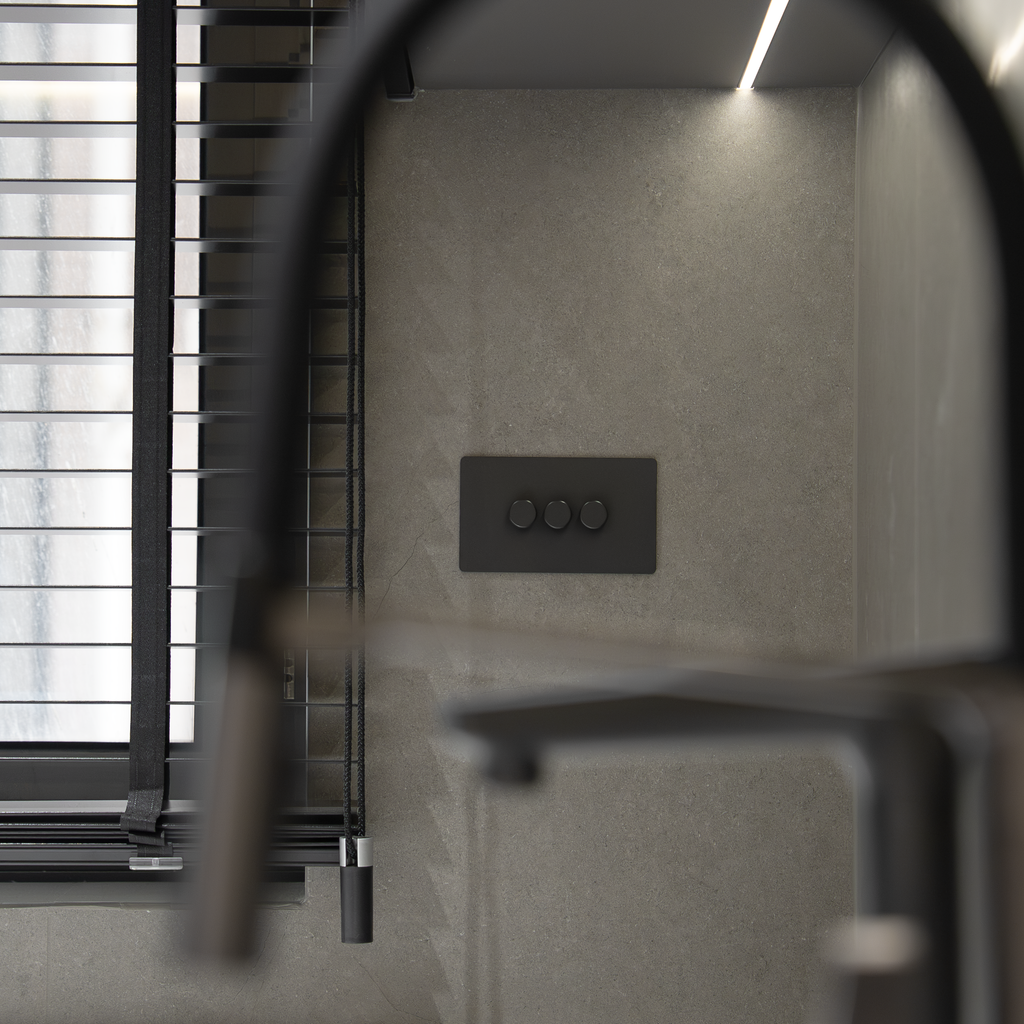 black 3 gang intermediate light switch