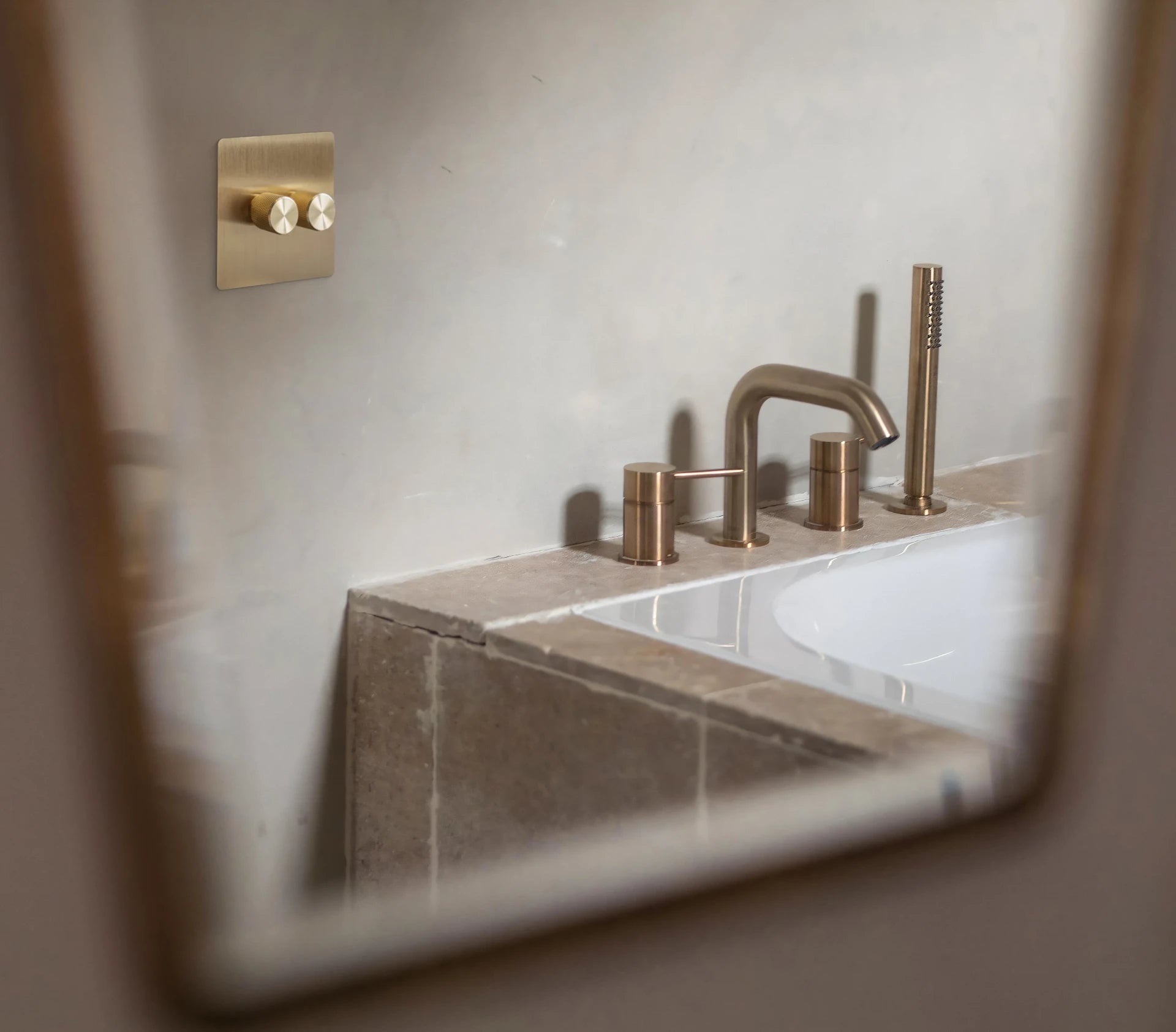 Smart Dimmer Switch - Solid Brushed Brass 1-4 Gang